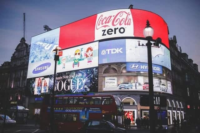How Do Commercial Agreements Work?